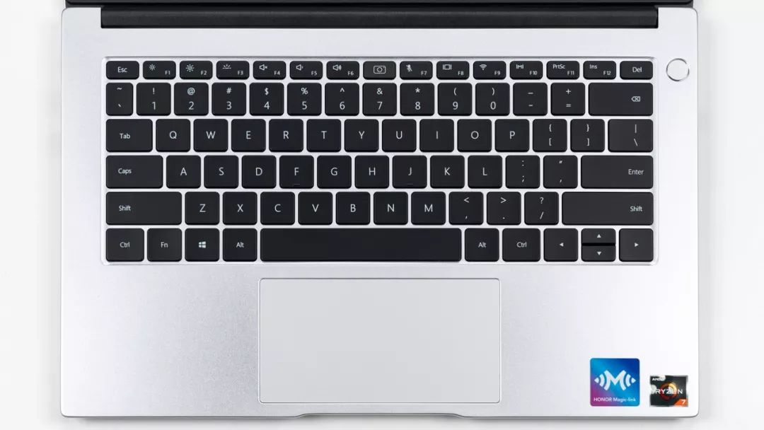 聊一款超高性价比的新品轻薄本