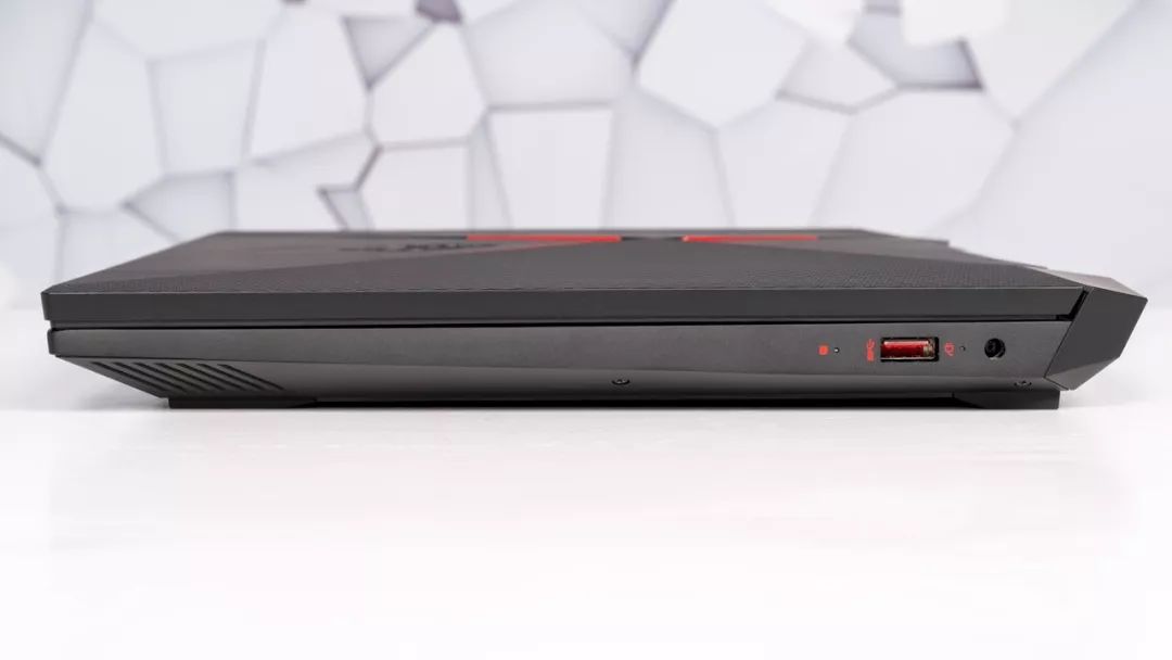 聊一款双十一搞大促的游戏本