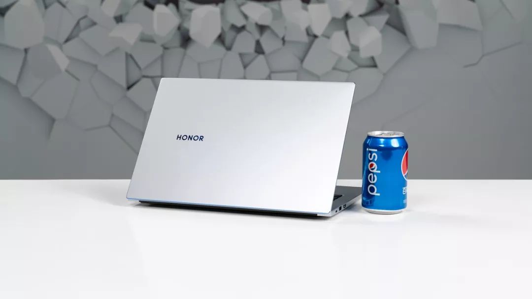 聊一款超高性价比的新品轻薄本