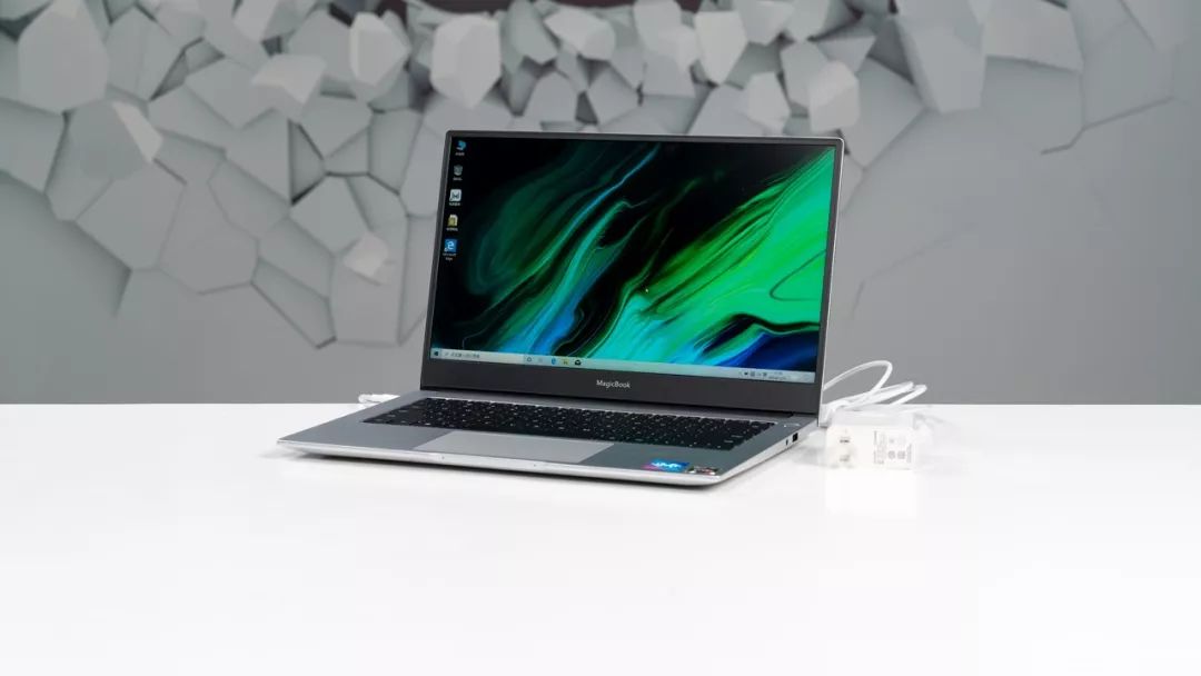 聊一款超高性价比的新品轻薄本