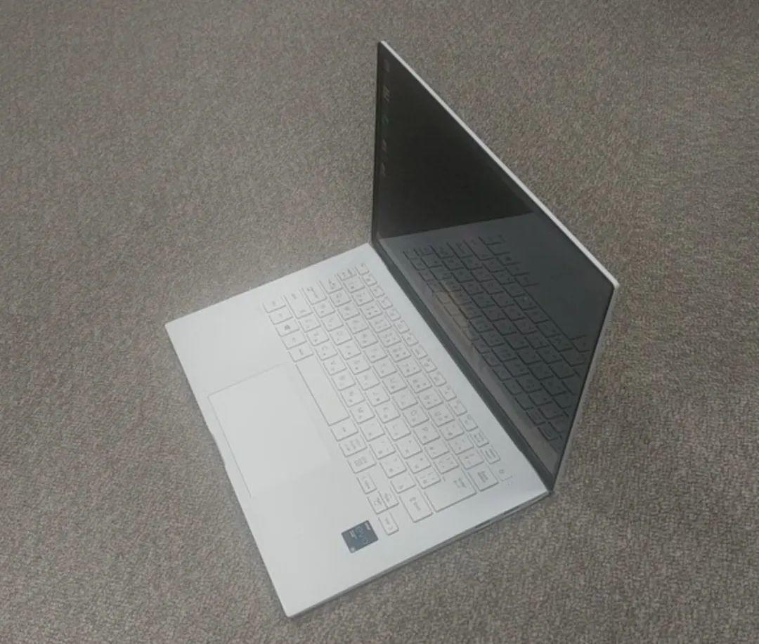 曝 LG 新款 Gram 笔记本模具更新:14、16、17英寸三款,16:10 屏