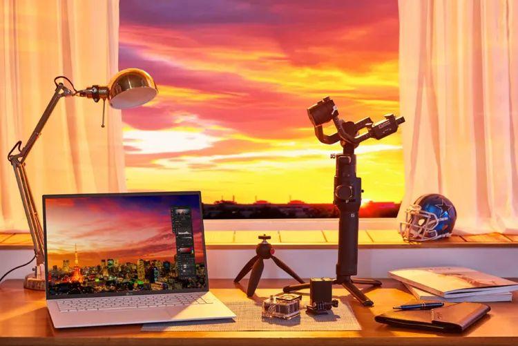 7499 元起,LG Gram 2021 上架:纯白机身、四窄边框、仅重 999 克