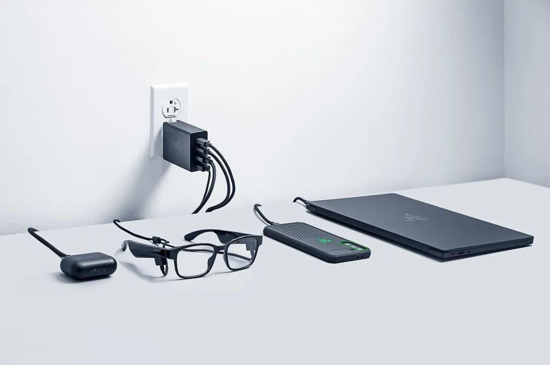 雷蛇推出 130W 四口氮化镓充电器:支持同时输出,售价 1152 元