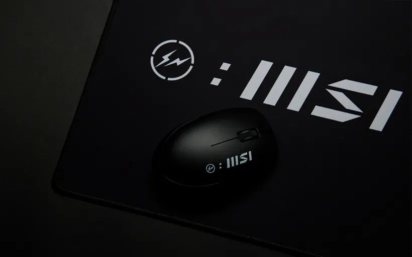 微星推出创造者 Z16 藤原浩限量版笔记本:专属 Logo,配鼠标等外设