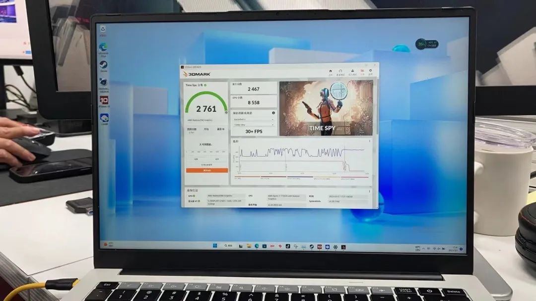 机械革命预热新品轻薄本,搭载 R7 7735HS